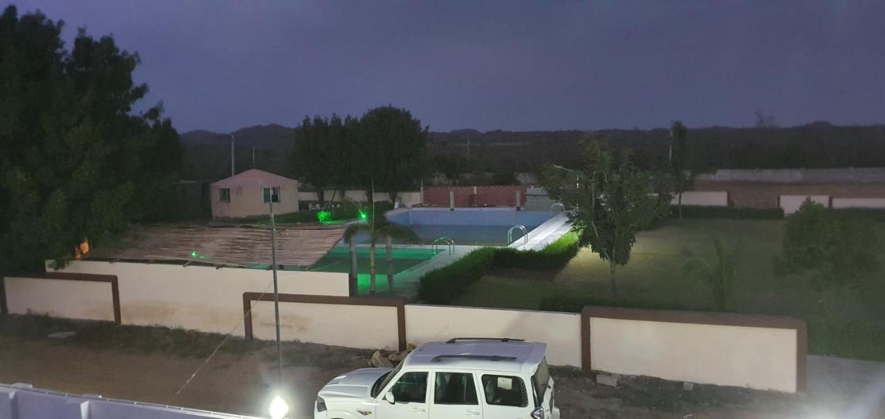 Krishna Farm & Forest Villa Bhuj Exteriör bild