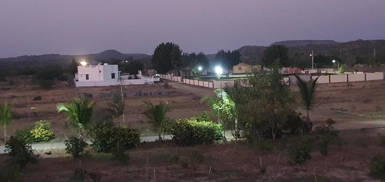 Krishna Farm & Forest Villa Bhuj Exteriör bild