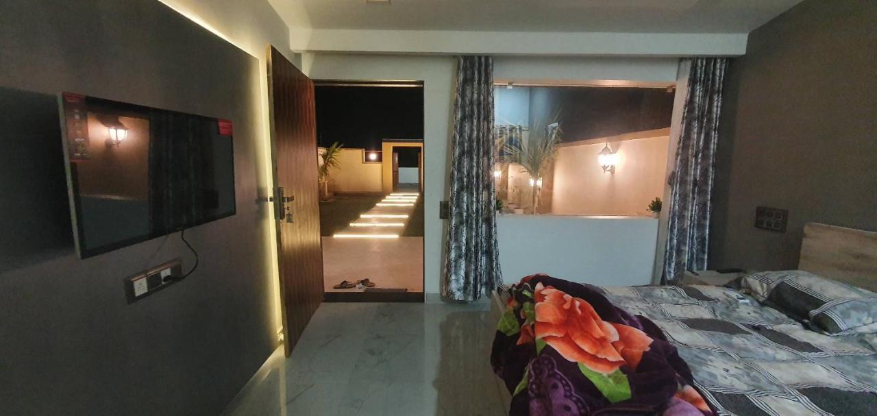 Krishna Farm & Forest Villa Bhuj Rum bild