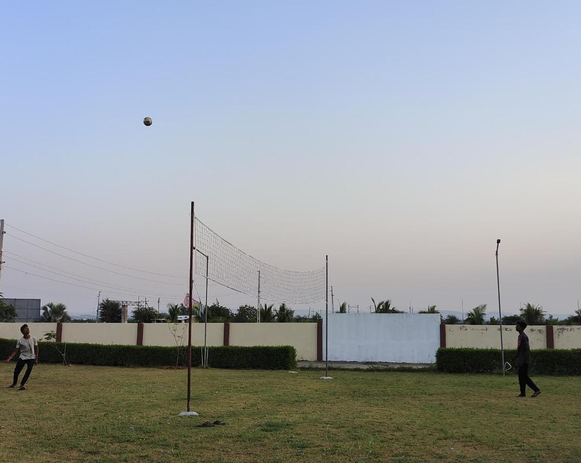 Krishna Farm & Forest Villa Bhuj Exteriör bild